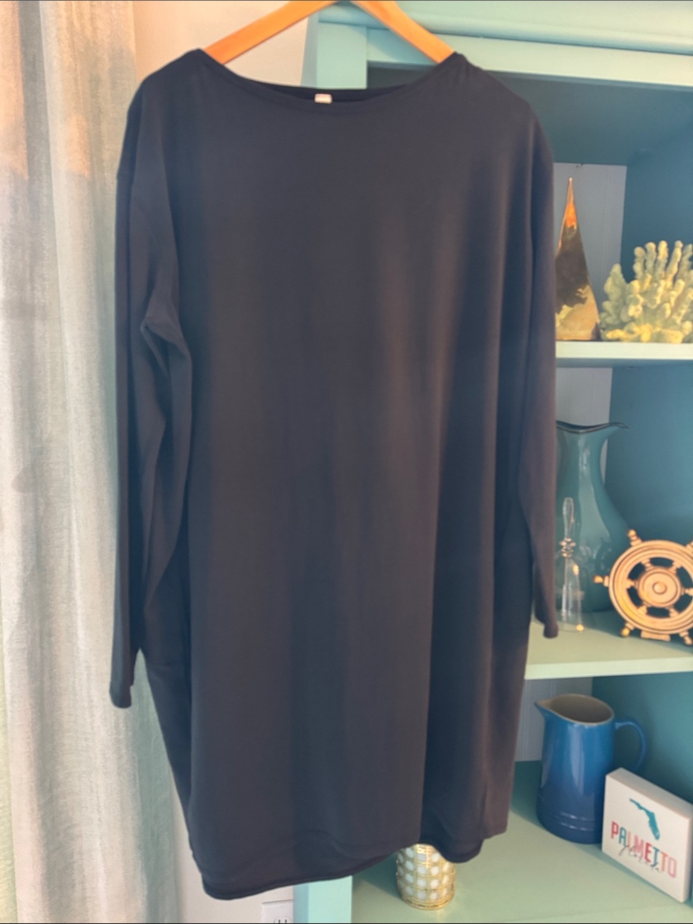 lululemon athletica Black Dress Long sleeve 10 EUC
